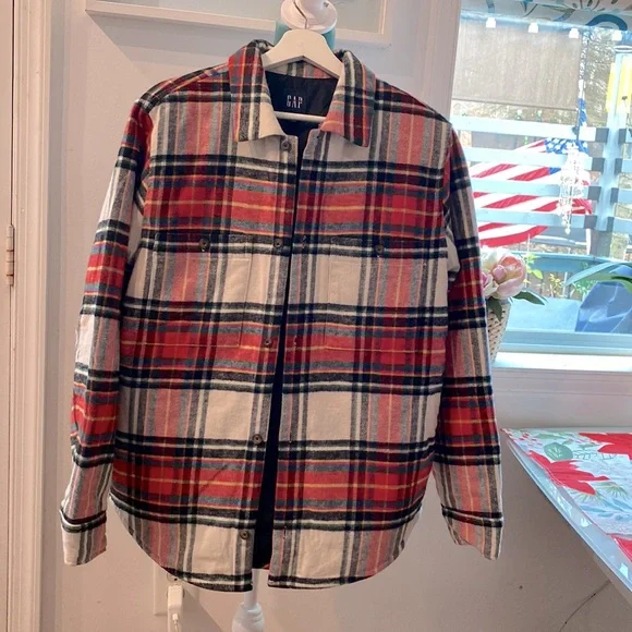 Plaid Quilted Shirt Jacket 🎄